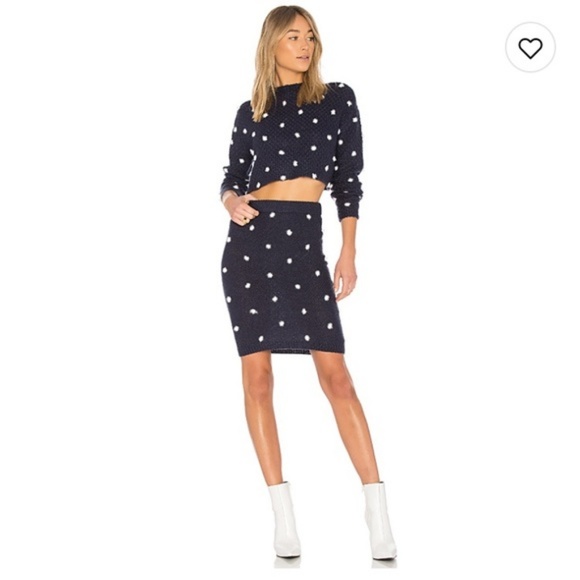 Tularosa X Revolve Set - Picture 2 of 4